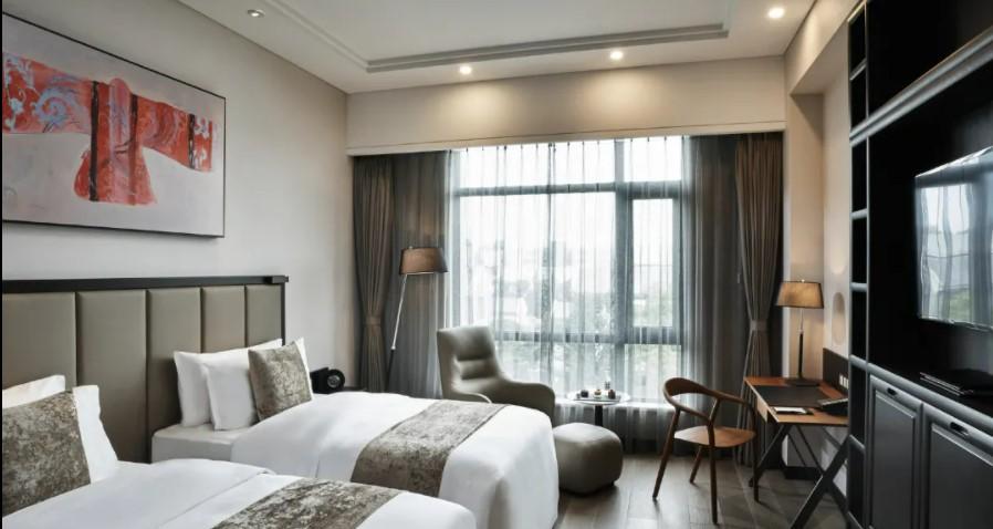 The Senz & Hotel