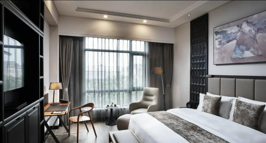 Hotel The Senz &