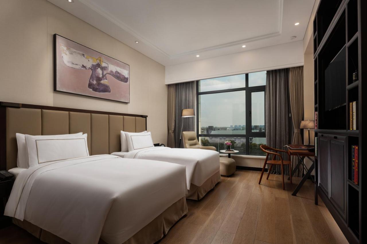 The Senz & 5* Shanghai