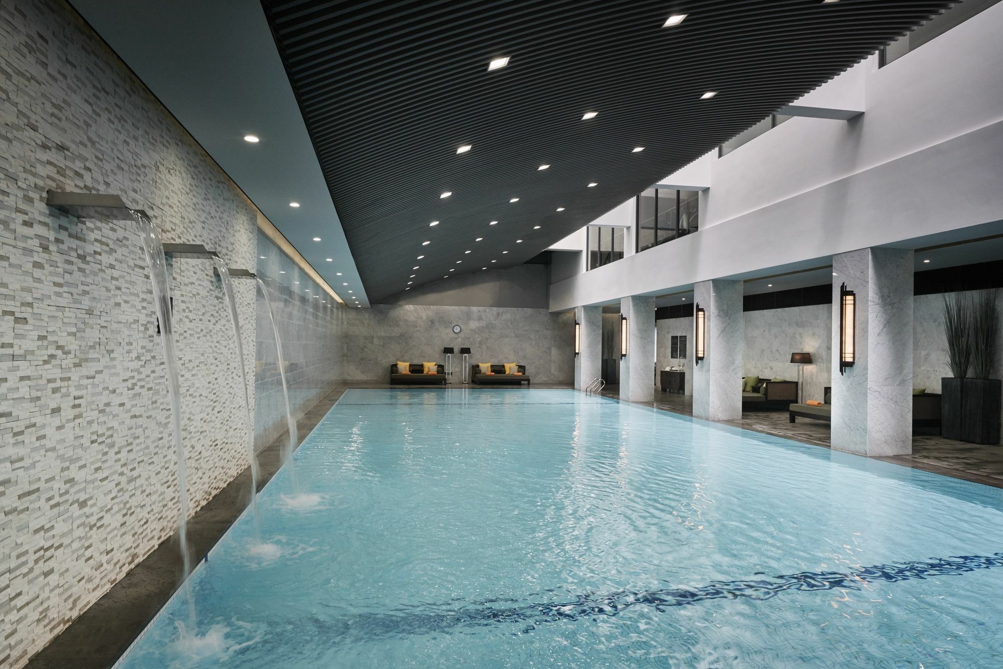 Hotel The Senz & 5*